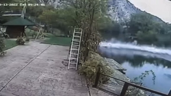 [VIDEO] U javnost puštena uznemirujuća snimka kolapsa mosta u Srbiji: Poginule 2 žene