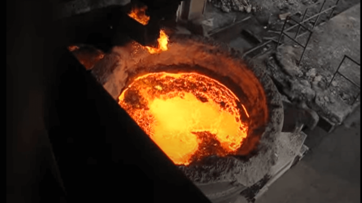 Radnik upao u peć za taljenje željeza: Istog trenutka mu se rastopila polovica tijela