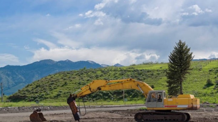 HKOIG od Vlade traži da odustane od zabrane parcelacije poljoprivrednog zemljišta