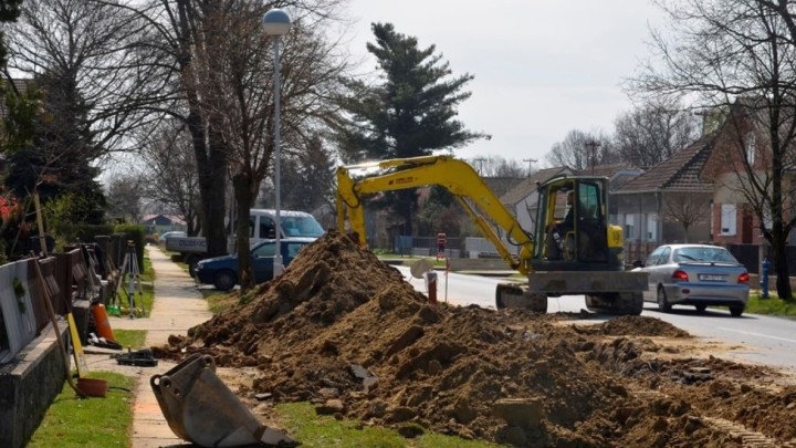 Neposluh u Slavoniji: Pojedinci se bez dozvole priključuju na nedovršenu kanalizaciju