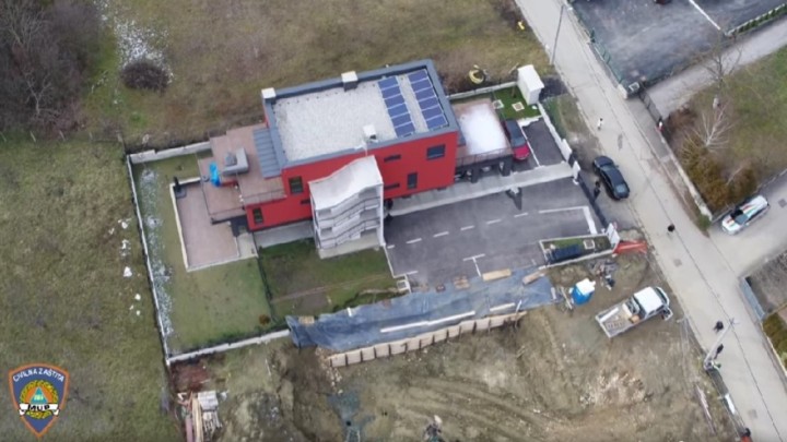 Aktiviralo se klizište: Stanari napustili zgradu, a klizište je snimljeno bespilotnom letjelicom
