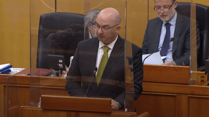 Milatić i Orešković se raspravljali: 'Na natječaj za energetsku obnovu prijavljuje se najbržim prstom'