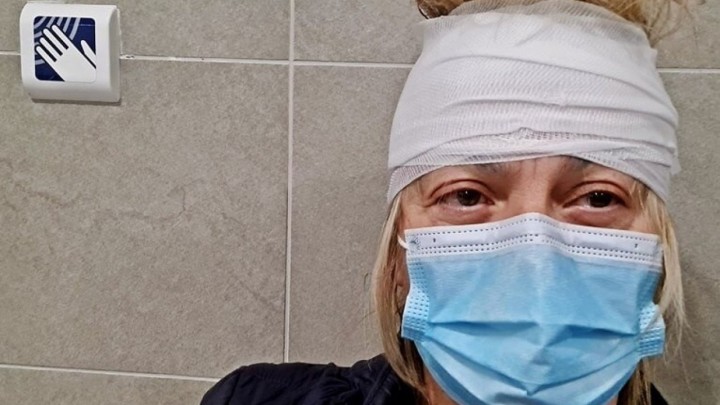 Na dogradonačelnicu Gline pao crijep, razbijena joj je glava