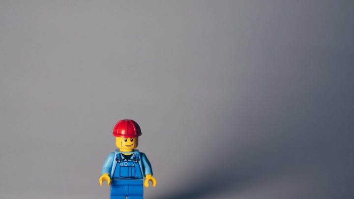 Volvo i LEGO surađuju na razvoju Smart tehnologije za građevinu