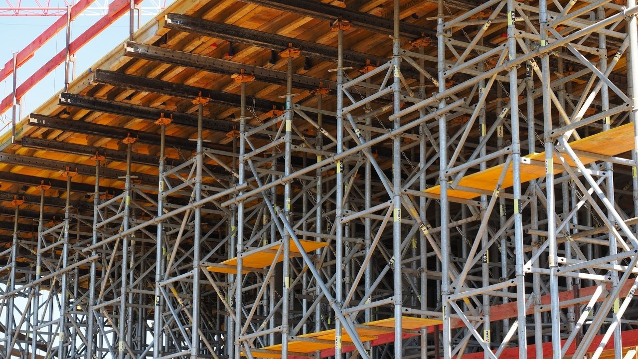 Standard koji spašava živote: Što EN 12811 znači za sigurnost na gradilištu