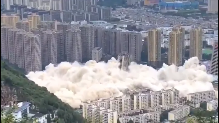 [VIDEO] Pogledajte kako izgleda sinkronizirano rušenje 15 nebodera