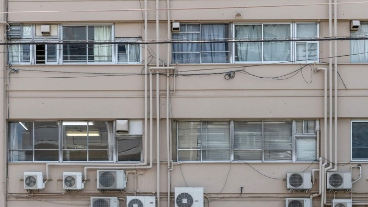 Teško ozlijeđen 70-godišnji serviser: Pao dok je popravljao klimu