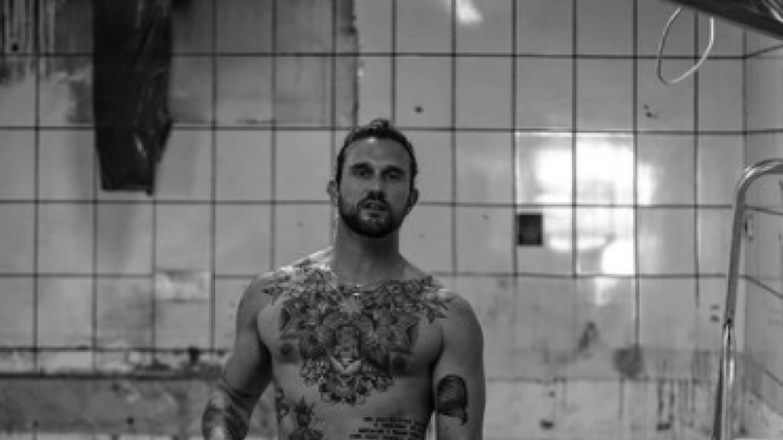 Žene na aparatima: Možete li pogoditi koji alat u rukama drži Luka Nižetić?