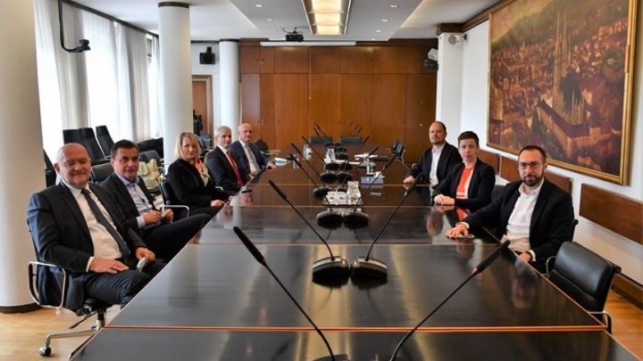 Tomašević imenovao novu Upravu i Nadzorni odbor Zagrebačkog holdinga: Evo tko sve ulazi u djelomičan sastav