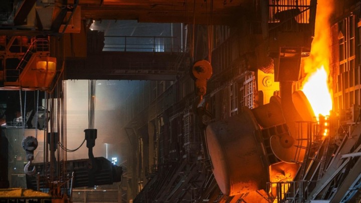 Vlasnici čeličane koja je uzrokovala smrt više stotina ljudi osuđeni na dvadeset godina zatvora: Radnici prosvjeduju