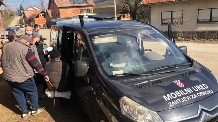 Mobilni uredi Ministarstva ovoga tjedna dolaze u tri grada: Evo gdje možete predati zahtjev za obnovu