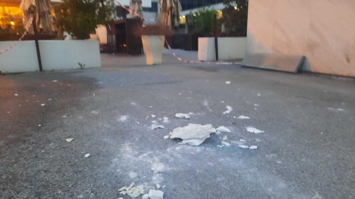 Posljedice potresa centar Zagreba još uvijek osjeća: S Lisinskog pada žbuka