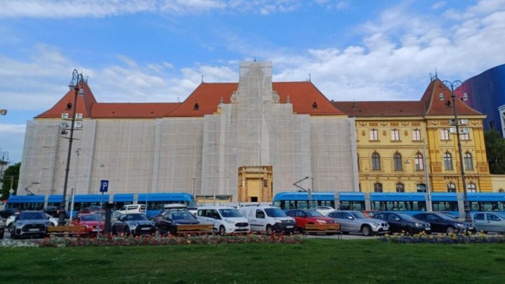 Nakon 5 godina čekanja kreće milijunska obnova Bolléove zgrade na omiljenom zagrebačkom trgu