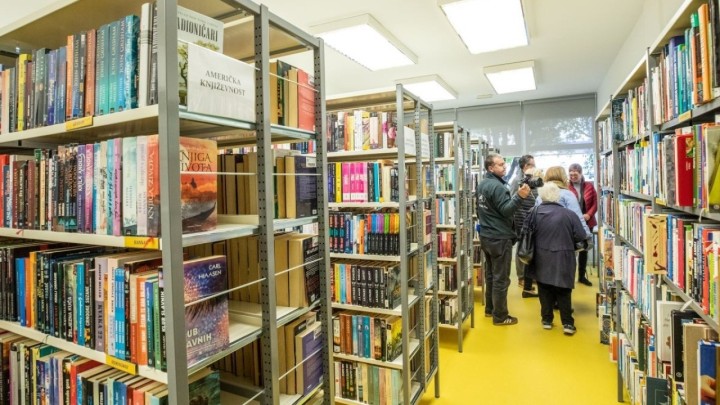 Sjajna obnova male knjižnice pokrenute 1977. u samo 39 kvadrata