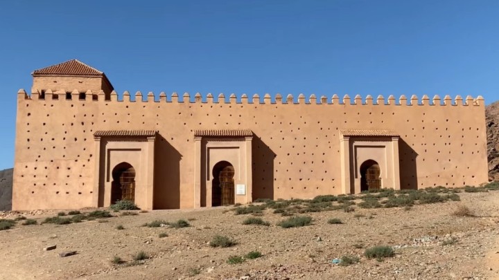 Nakon što se srušila na komadiće, mještani su spremni opeku po opeku vratiti život džamiji iz 12. stoljeća