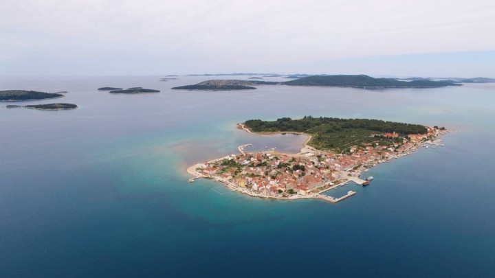 Na malom hrvatskom otoku dva velika projekta obnove: Vidikovac i 'kuća u kući'