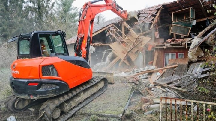 Rušenje kuća pogođenih potresom u Zagorju ponovno probilo rokove