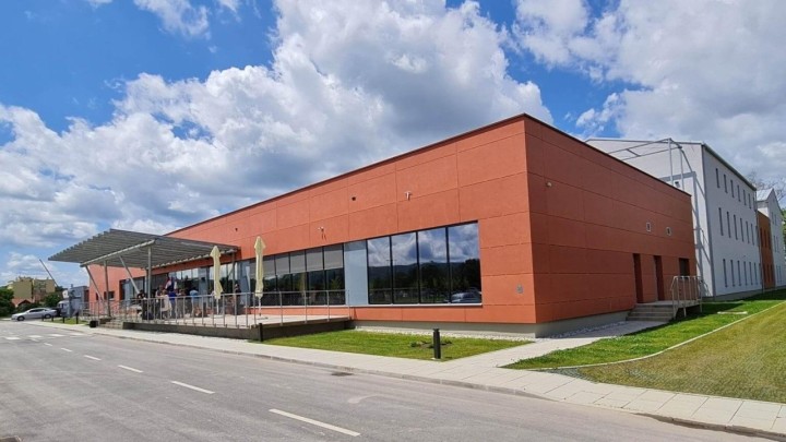 Završen Veteranski centar u Petrinji, na temeljima vojarne Zrin gradila ga tvrtka Lavčević