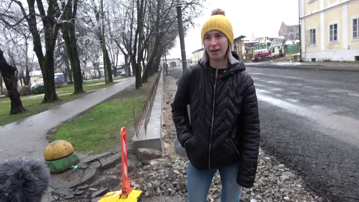 Petrinjka s bolesnom djecom iz kontejnera tražila smještaj: Odbili je dok 14 kuća zjapi prazno