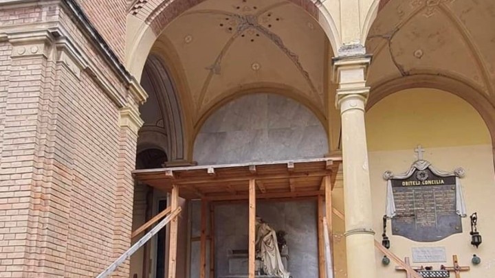 [FOTO] Mirogoj nakon potresa: 100 milijuna kuna za obnovu koja će trajati 10 godina