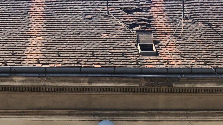 [FOTO] Opasnost u samom centru Zagreba: Krov na Ilici u kritičnom stanju, opasnost svim prolaznicima