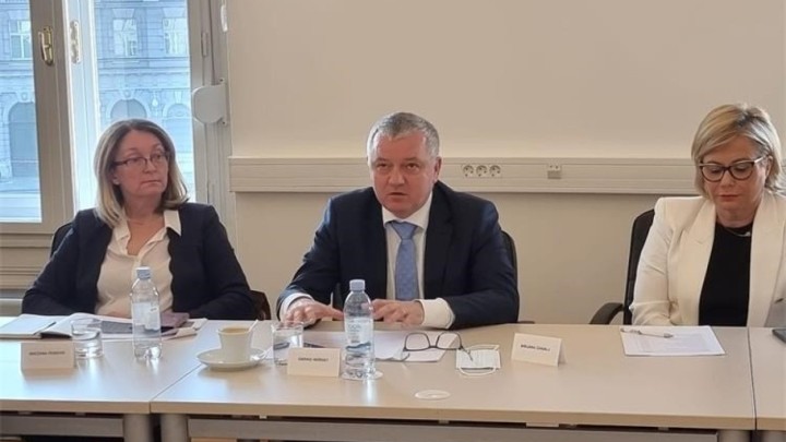 Ministar Horvat razgovarao s građevinskim tvrtkama, rok za korištenje novaca EU ističe u lipnju