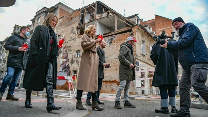 Konačno odlučeno: Rušit će se zgrada na uglu Đorđićeve i Palmotićeve, ponovno padale cigle