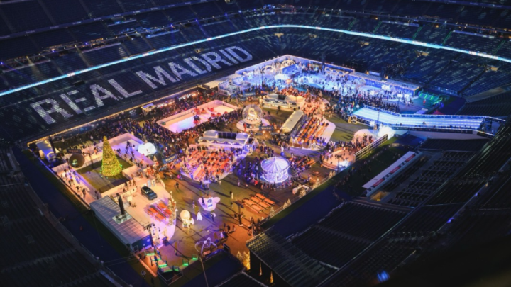 Legendarni španjolski stadion postao božićna atrakcija: Hrvatska kompanija instalirala je mega ledeni tobogan