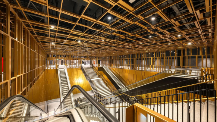 Visoka estetika ispod zemlje: Susjedi otvorili dvije nove stanice metroa, prolaze kroz drevne vojne komplekse