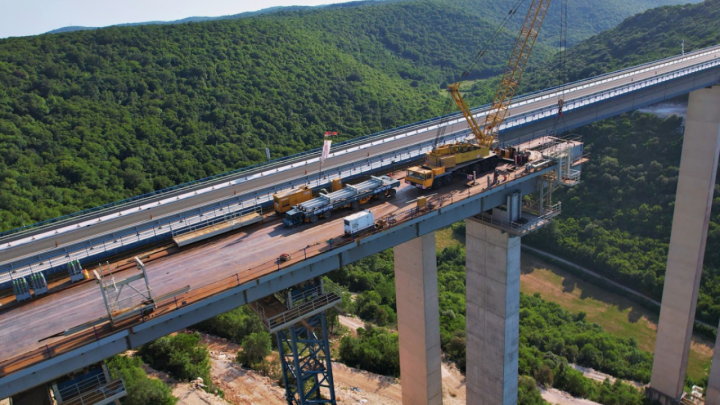 Više od 700 miniranja i 125 metara visine: Kako je spojen posljednji element istarskog vijadukta