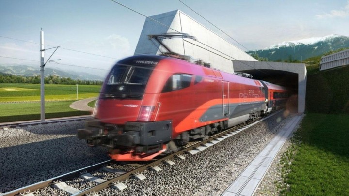 Susjedi otvorili mega tunel: Gradio se 17 godina, a sada će se ovdje voziti 250 km/h