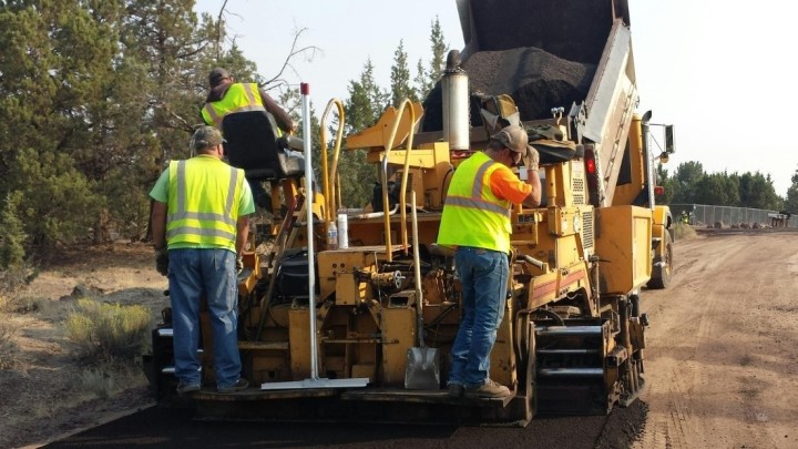 Materijal budućnosti mogao bi trajno riješiti udarne rupe i druga oštećenja na cestama, uštedjet ćete