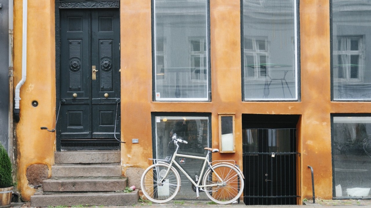 Rijeka, Zagreb i Osijek sve tiši: Lokali prazni, trgovine nestaju, a uredi preuzimaju