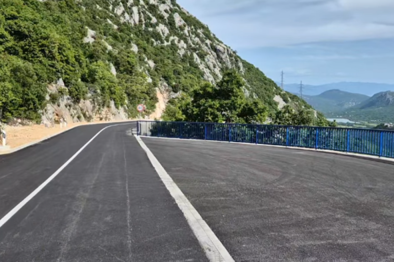 Cesta Križišće - Melnice