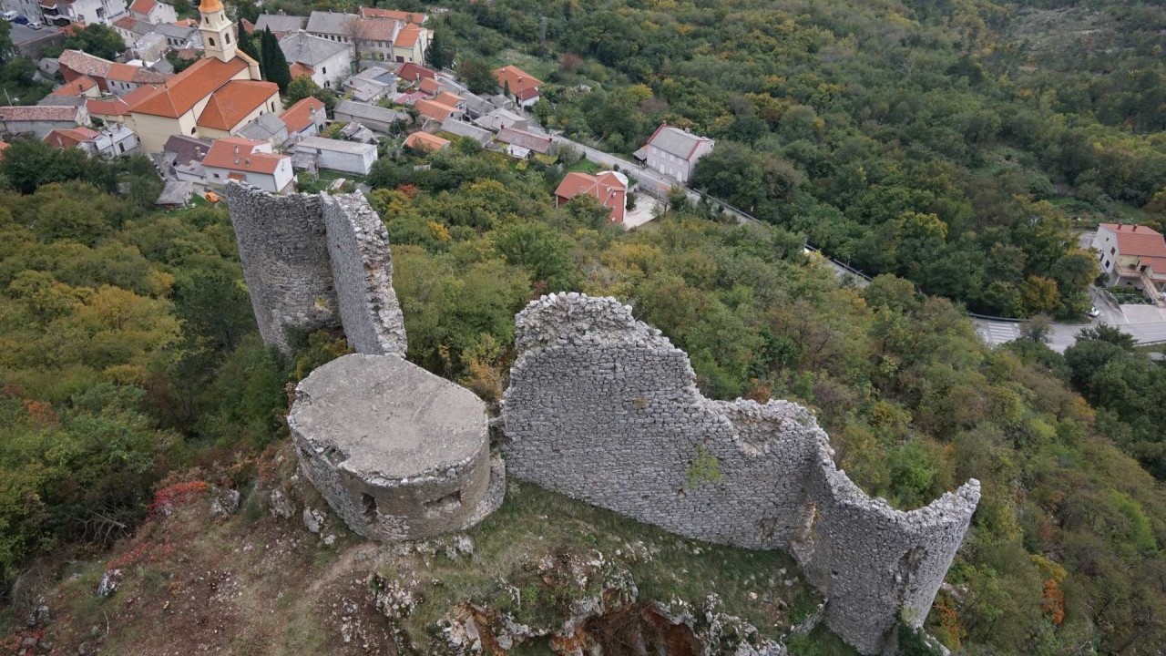 Mala općina s velikim problemom dočekala pomoć: Dva klizišta prijete prometnici bez koje nema života