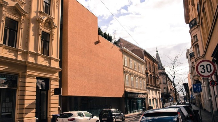 [Anketa] Kontroverzno pročelje u Preradovićevoj: Što vi mislite o ovome?