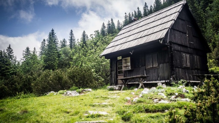 Hrvati ludi za nekretninama u Lici: Prodaja nikad bolja, a kuće u prirodi nude se za tek 20-ak tisuća eura
