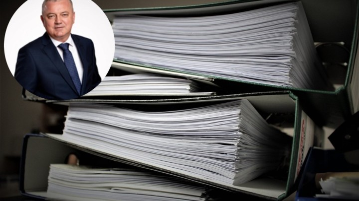 Ministar odgovorio predstavniku stanara koji je prikupio šest kilograma dokumentacije za obnovu: Može se!