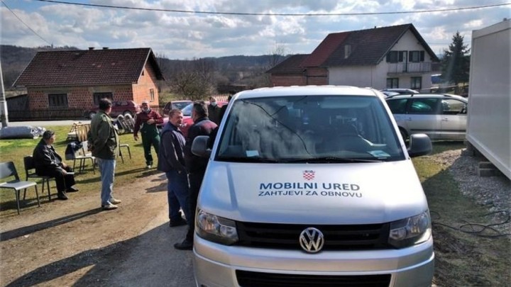 Mobilni timovi Ministarstva počeli zaprimati zahtjeve za obnovu na Banovini
