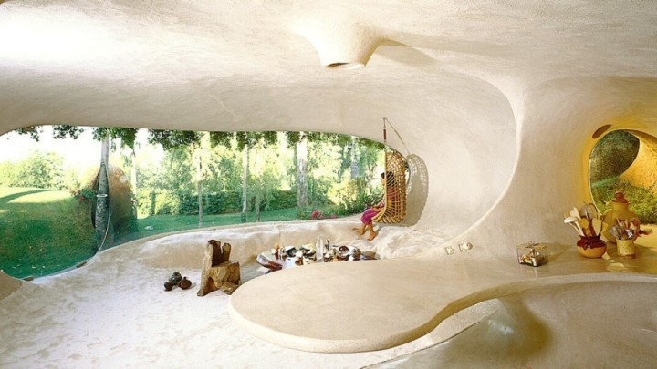 Organska kuća izgrađena 1985. ni danas ne prestaje oduševljavati: Djelomično se nalazi pod zemljom, a osunčanija je od tradicionalne