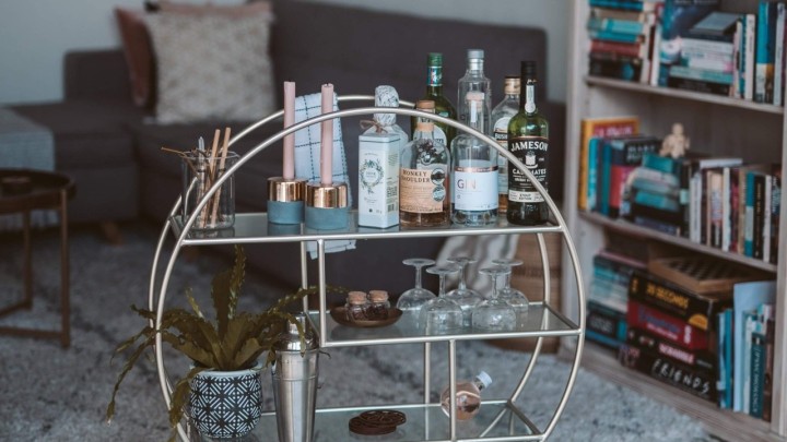 Kako napraviti fantastičan mini bar u dnevnom boravku