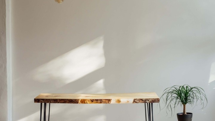 Sam svoj majstor: U nekoliko koraka do modernog blagovaonskog stola