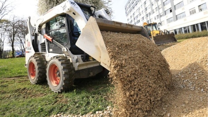 Otvoreno gradilište nove zagrebačke oaze: Ležaljke, valovita šetnica i šumski ugođaj