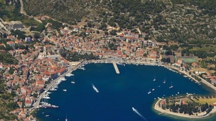 Na otoku Visu prodaje se 60.000 kvadrata šume koja vrijedi milijune: Nalazi se u zoni 'gradnje hotela'