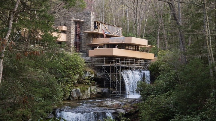 Gradilište iznad vodopada: Obnova jedne od najljepših kuća na svijetu svih vremena