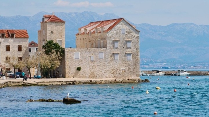 Česi od dvorca iz 16. stoljeća prvi red do mora prave luksuzni hotel, zadržat će stari šarm