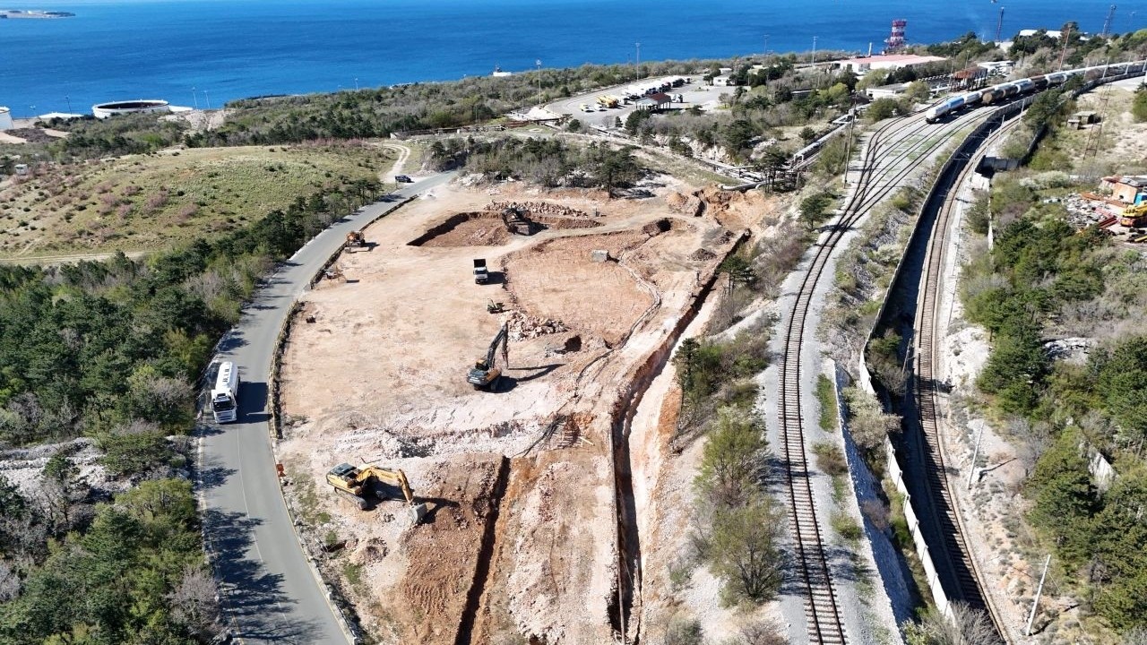 Galerija: Između pruge i mora niče milijunsko postrojenje za proizvodnju zelenog vodika, prvo u Hrvatskoj