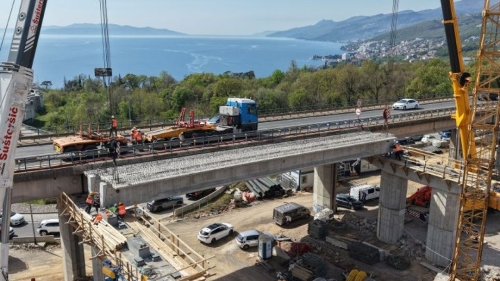 Galerija gradilišta: Izgradnja mega cestovnog projekta u Hrvatskoj, na čvoru autocesta podiže se vijadukt