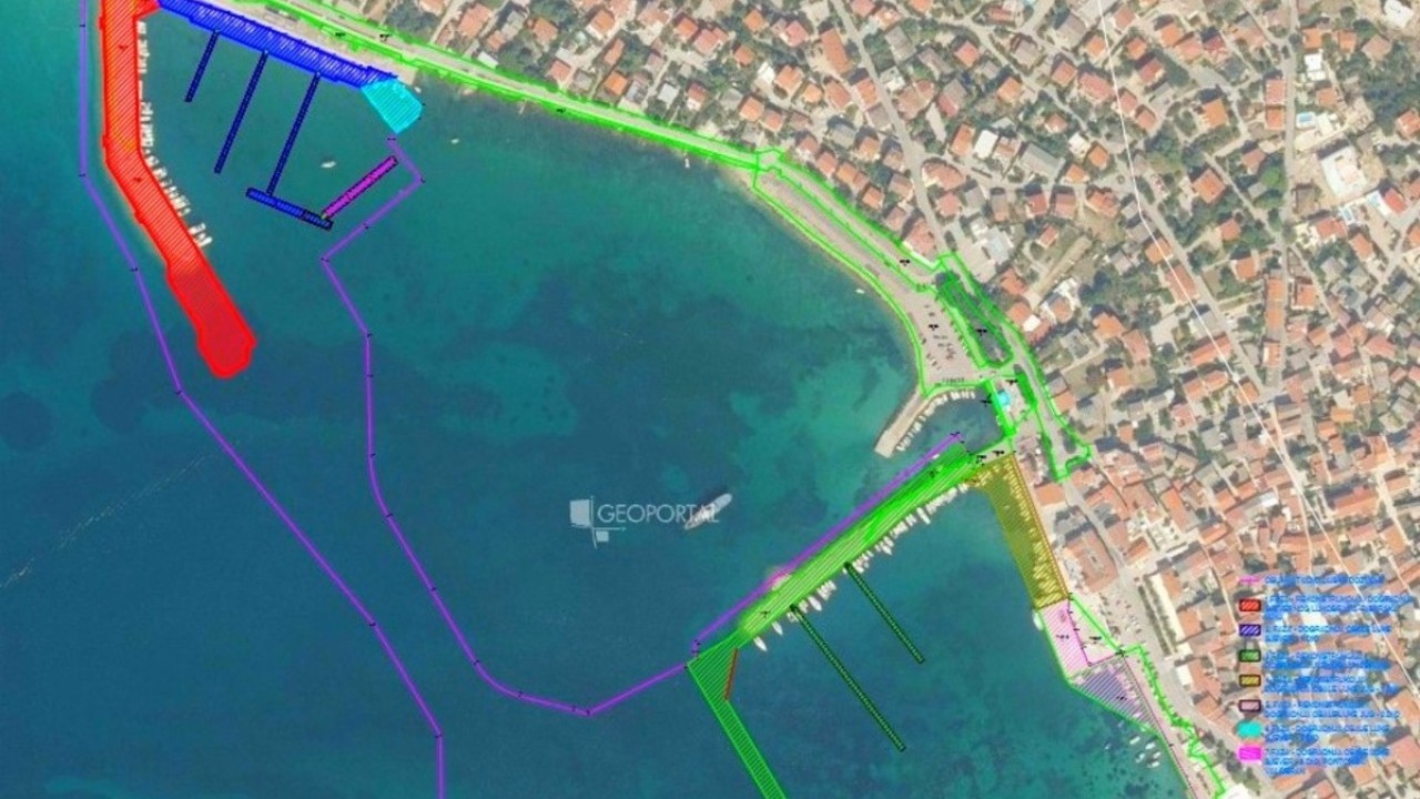 Bauštela na plutajućim dokovima ili kako će se graditi valobranski ponton na našem otoku koji ne spava