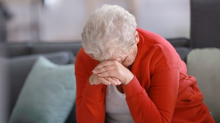 Drogiran provalio u kuću umirovljenice (83) u Dugoj Resi: Nasrnuo na nju i ozlijedio